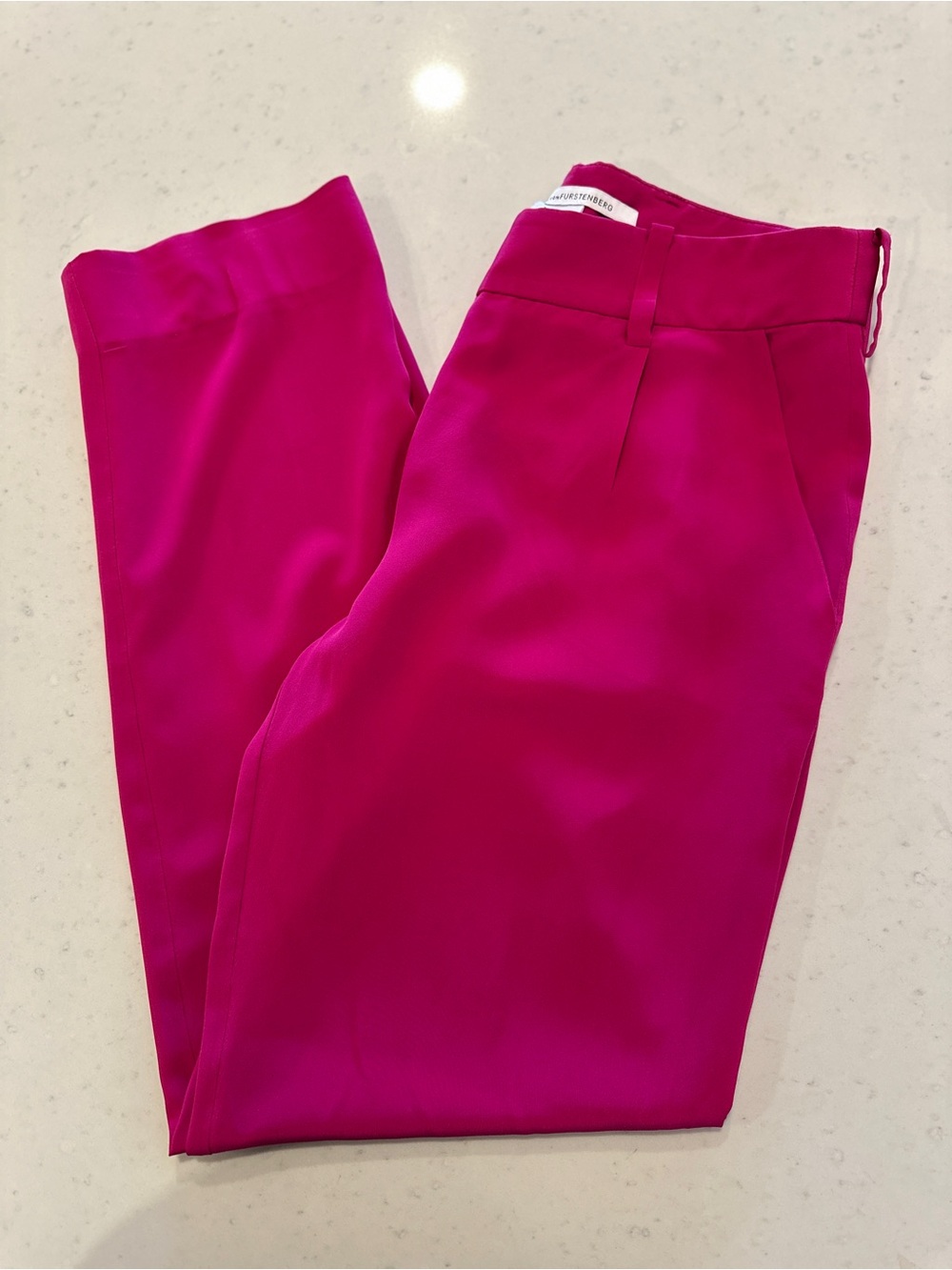 NWOT Diane Von Furstenberg 100% Silk Pants Pink Size 2 Straight Leg - Picture 2 of 8